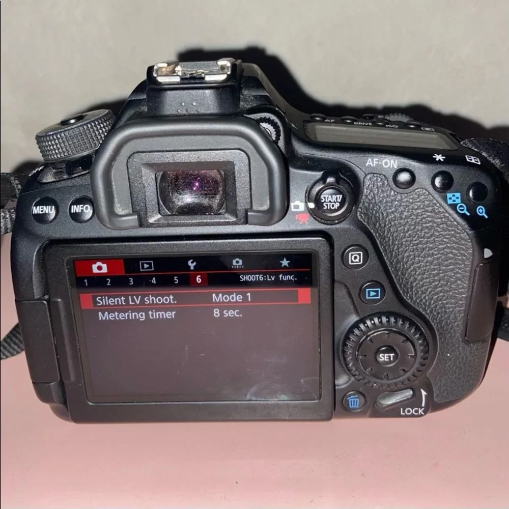 Canon Model 80D